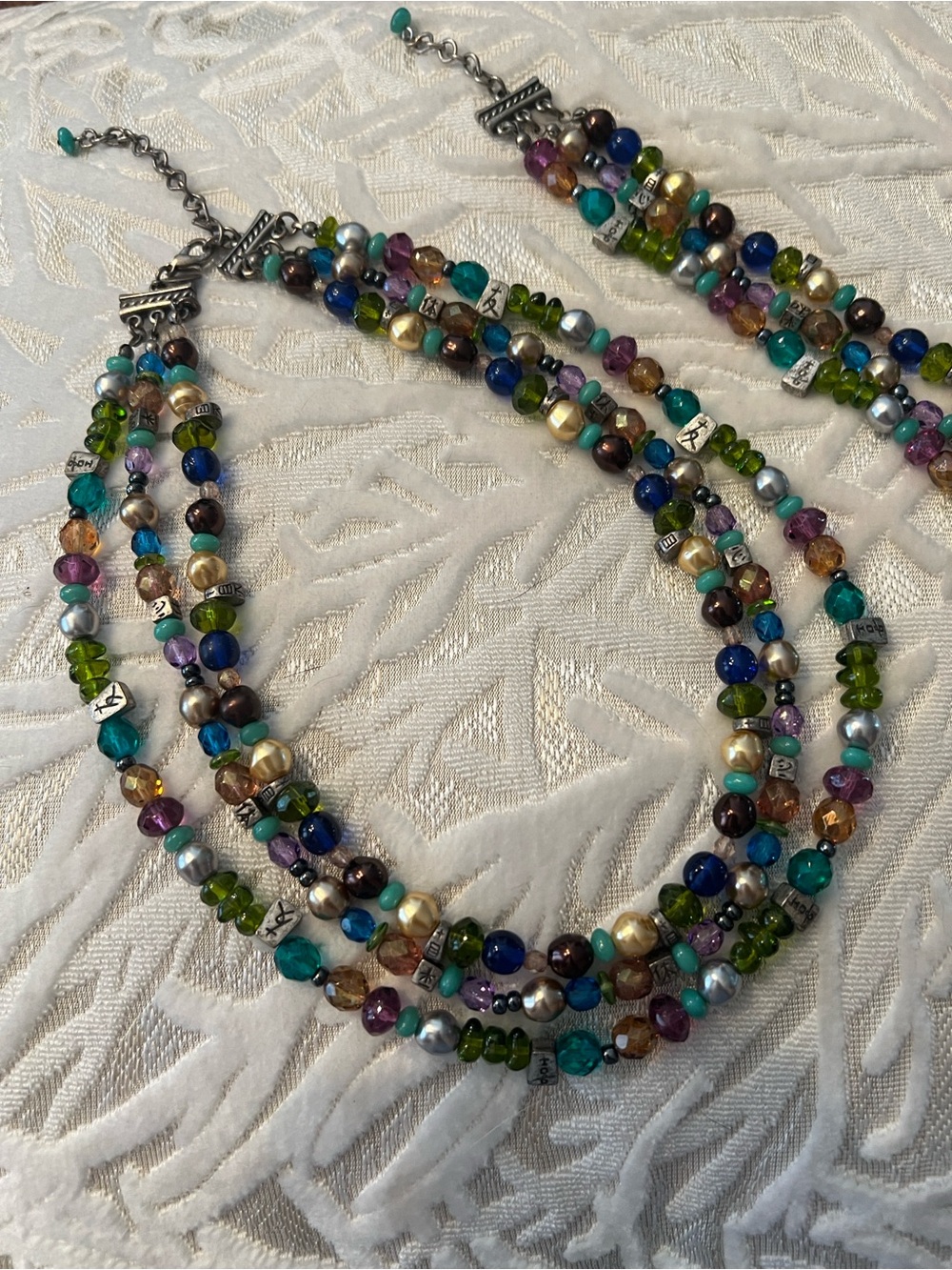 Chico’s multi strand necklace and bracelet set EEEUC